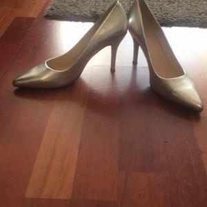 Nine West Point Toe Pump - Silver